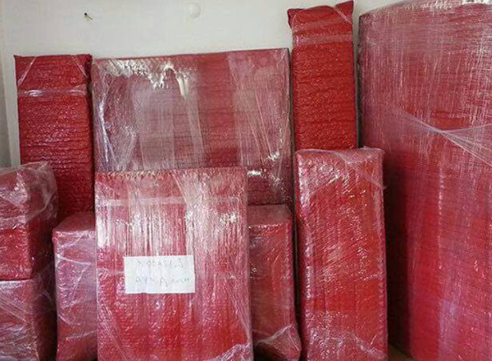 Esen Nakliyat & Temizlik & Kolileme firmasına ait hassas eşya paketleme gerçek faaliyet fotoğrafı
